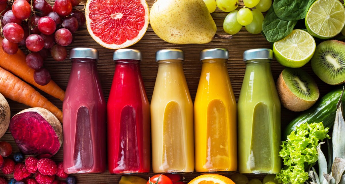 Nutricionista aponta vantagens dos sucos naturais e orienta consumo imediato após o preparo - Imagem do artigo