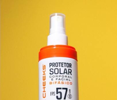 Pink Cheeks apresenta protetor solar bifásico com FPS 57 e textura ultrasseca - Imagem do artigo