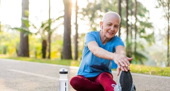 Exercícios reduzem risco de morte em pacientes com câncer de cólon em até 37%, aponta estudo - Imagem do artigo