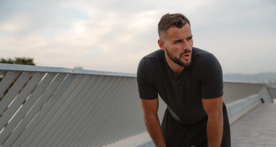 Treinos muito intensos no início da corrida podem prejudicar sono e humor, alerta endocrinologista - Imagem do artigo