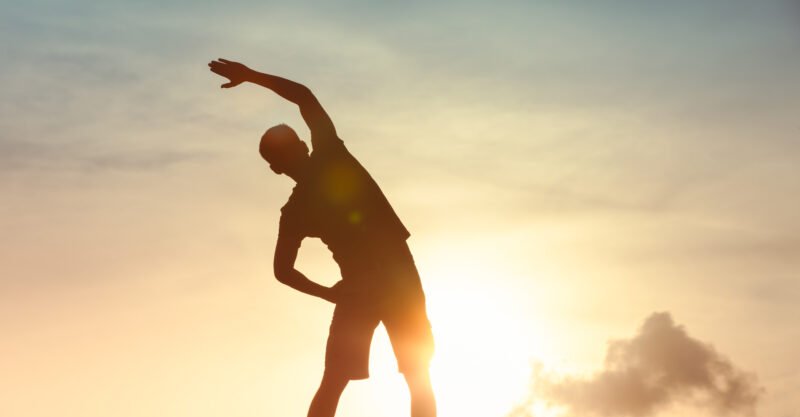 Treino de força, atividade aeróbica e sono adequado formam tríade para transformar o corpo em até dois meses - Imagem do artigo