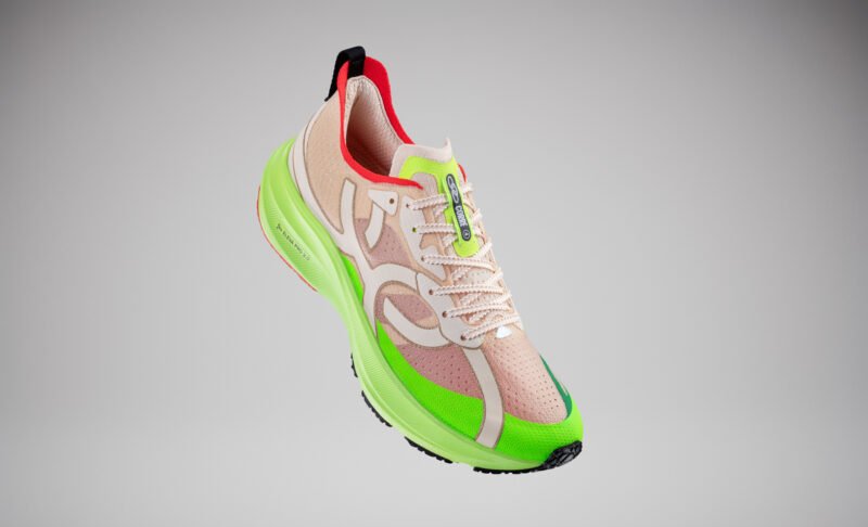 Centauro lança edição exclusiva do tênis Corre 4 em parceria com a Olympikus para celebrar 45 anos - Imagem do artigo original